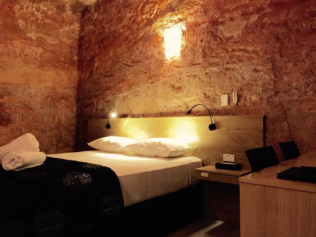 The Lookout Cave Underground Motel Coober Pedy Zimmer foto